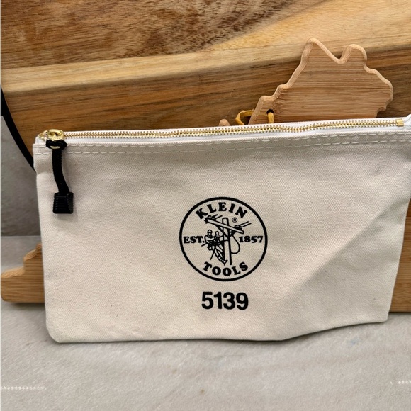 NWOT Klein Tool Cream Canvas Bag with Industrial Design - Picture 1 of 11